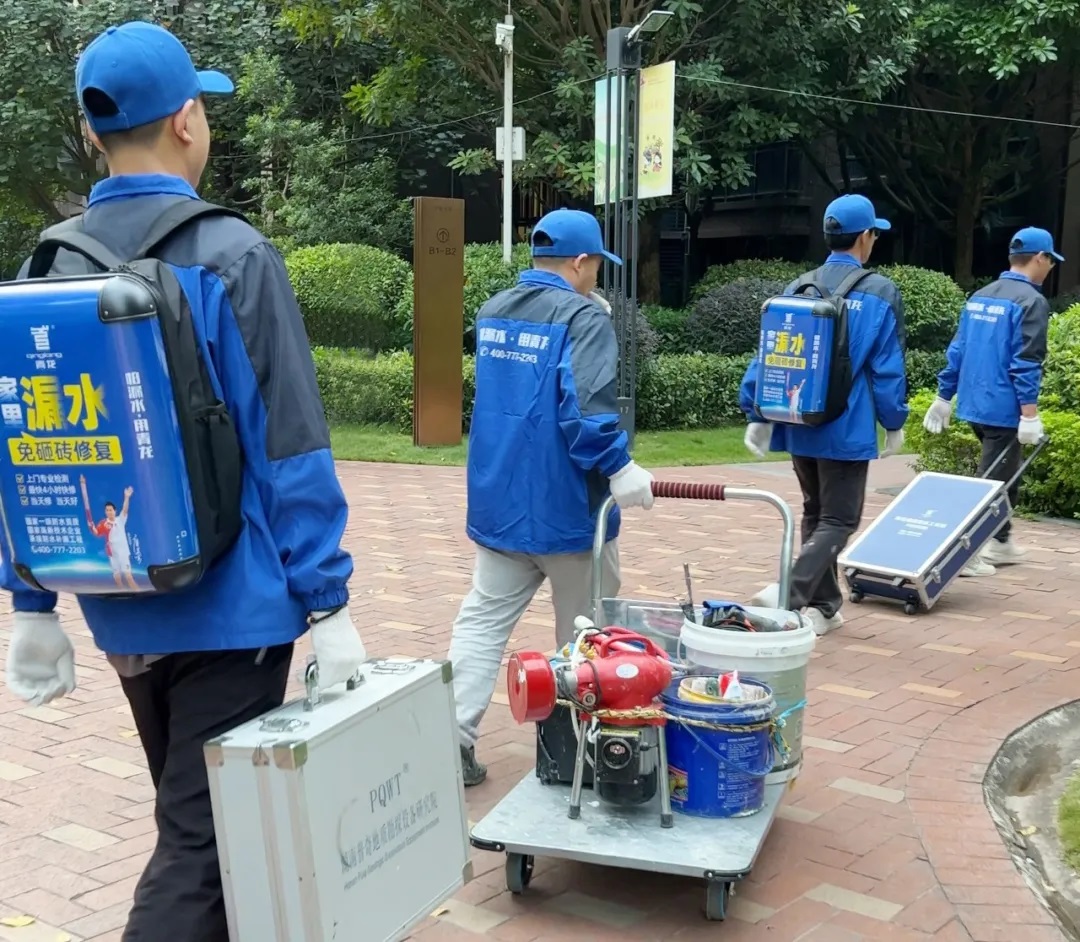 還在卷白領(lǐng)？現(xiàn)在真正高收入的，反而是這群“干臟活”的人